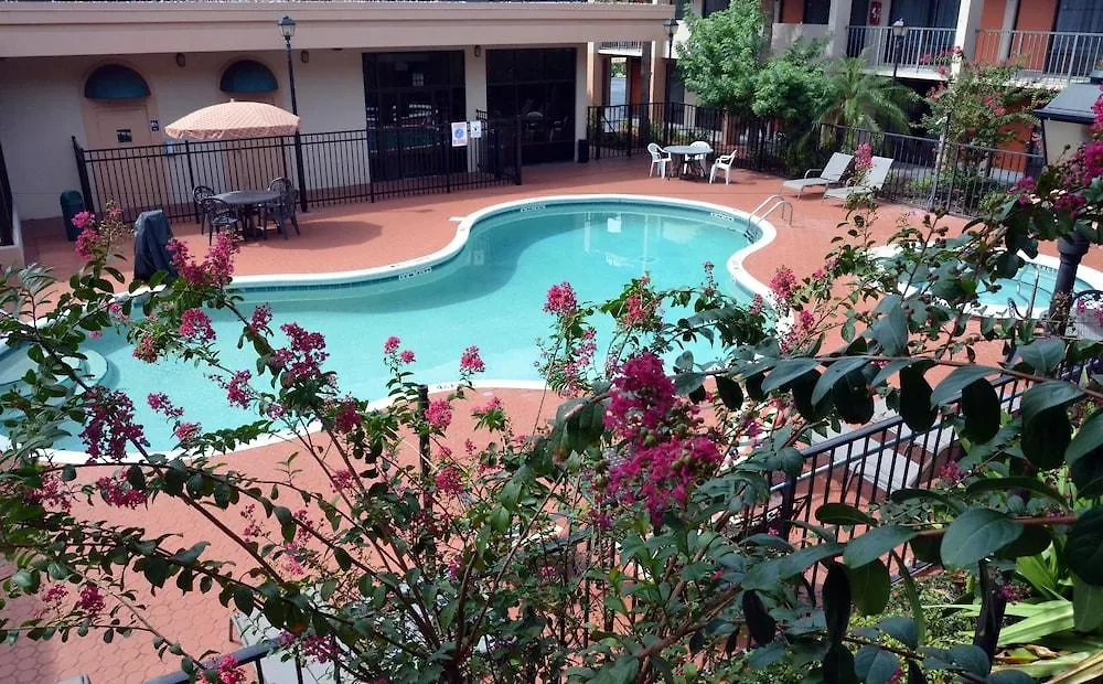 Motell Days Inn & Suites By Wyndham Orlando Airport