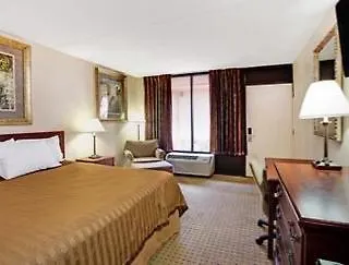 Days Inn & Suites By Wyndham Orlando Airport 2*,  USA